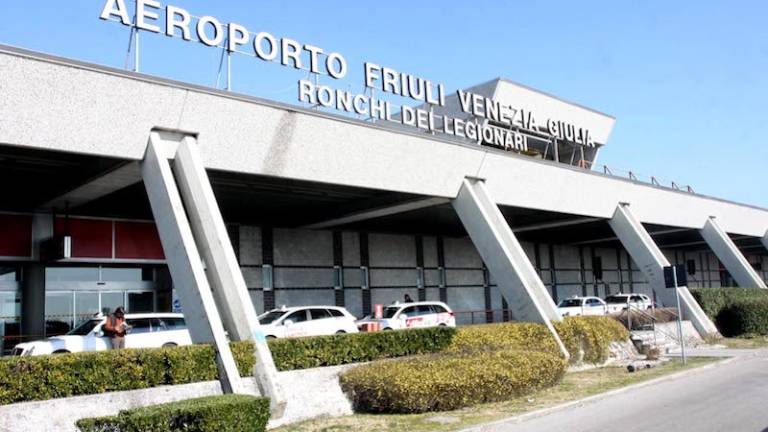 Umrl je na letali&scaron;ču v Ronkah