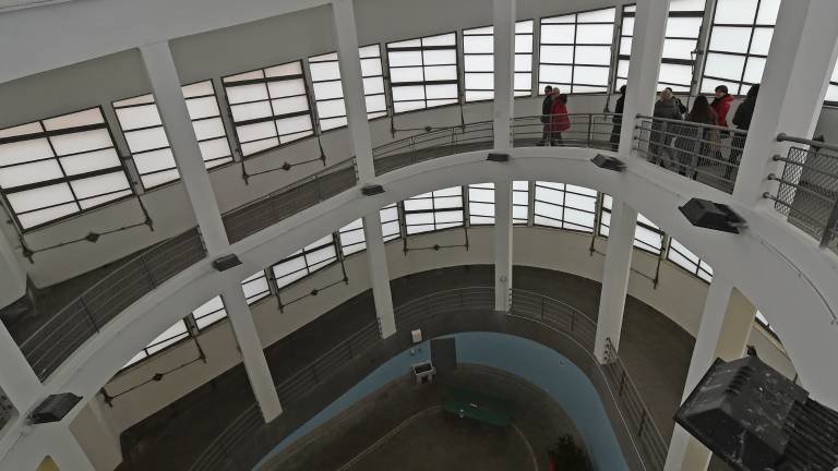 Pokrita tržnica: do razcveta je &scaron;e dolga pot