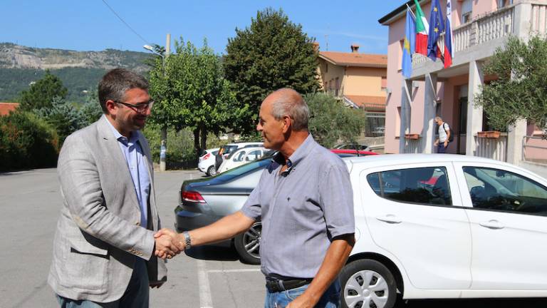 Roberti želi izničiti &scaron;tevilo ilegalnih prehodov meje