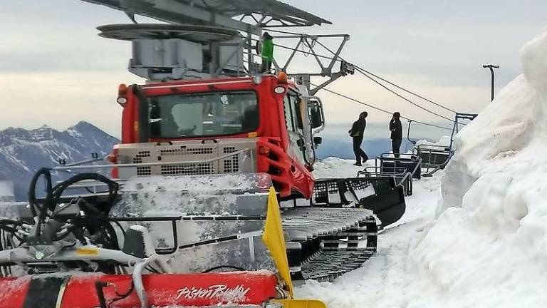 Majska smuka ni utopija