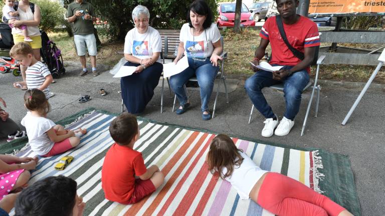 Rojeni za branje ... z migranti