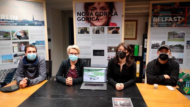 Razdeljena mesta in »homo goritiensis«