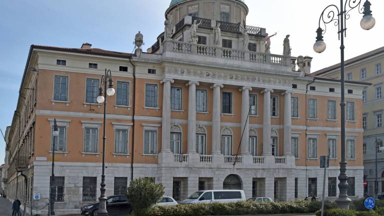 Palača Carciotti zanima srbskega poslovneža