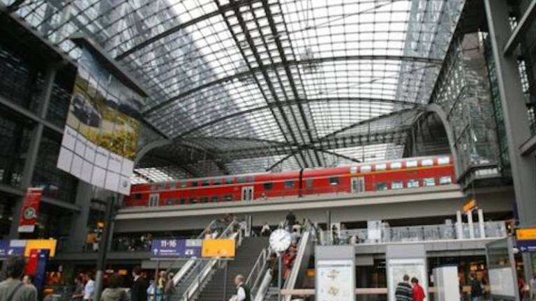 Odstranjevali bodo poltonsko bombo iz druge svetovne vojne