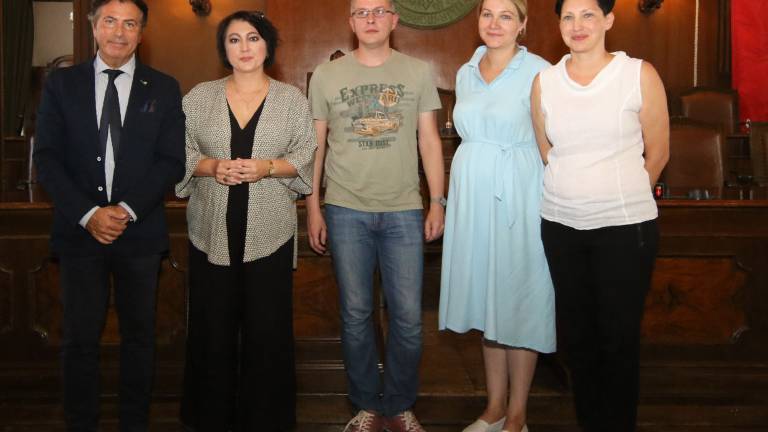 Ruska televizija spet zasleduje ujetnike
