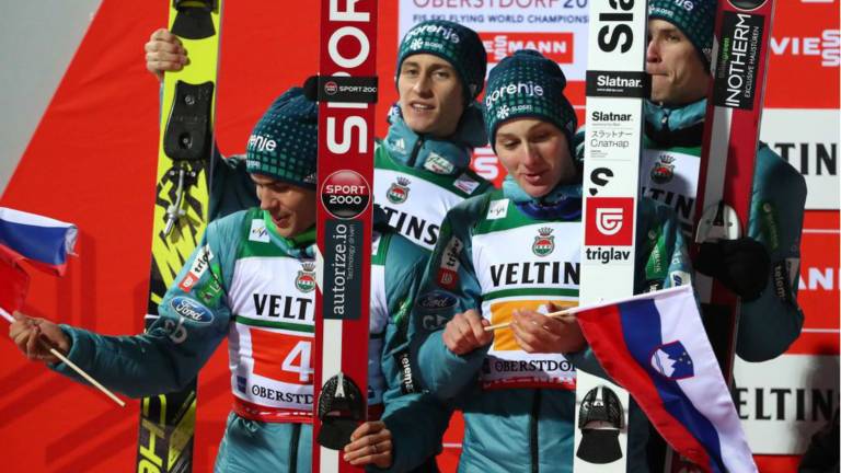 Slovenski &raquo;orli&laquo; srebrni