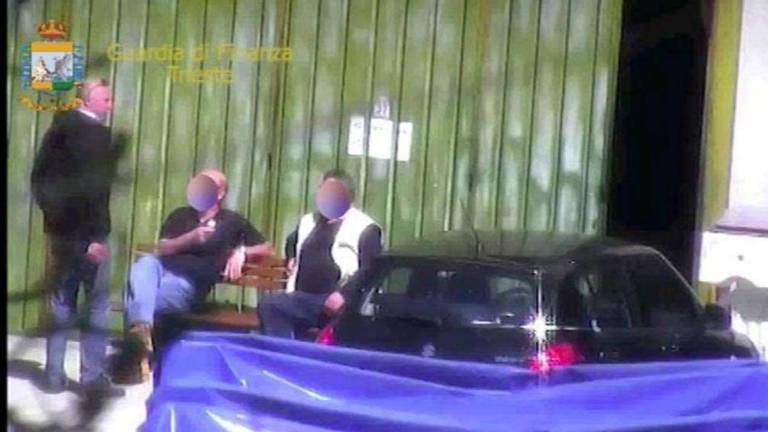 Nabrežina: med delovnim urnikom igral odbojko