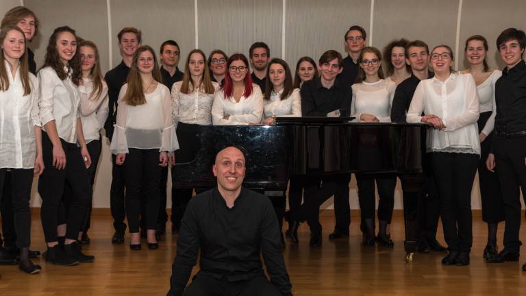 Zborovska piramida stremi k vrhunskosti