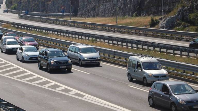 Na avtocesti zelo gost promet in zastoji