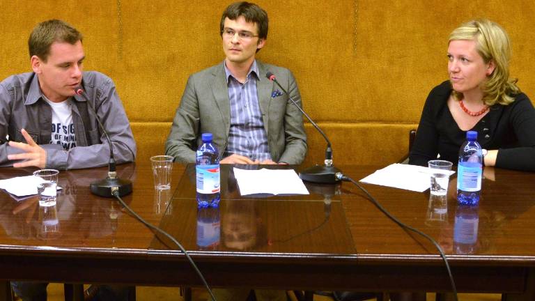 &raquo;V manj&scaron;ini je težko pisati kritično&laquo;