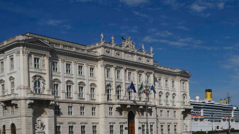 Uradu za sloven&scaron;čino določili pristojnosti