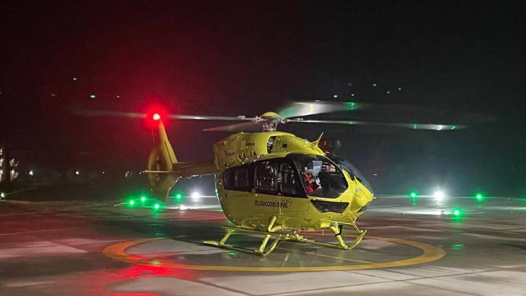 V nočni nesreči v Grojni poškodovana ženska