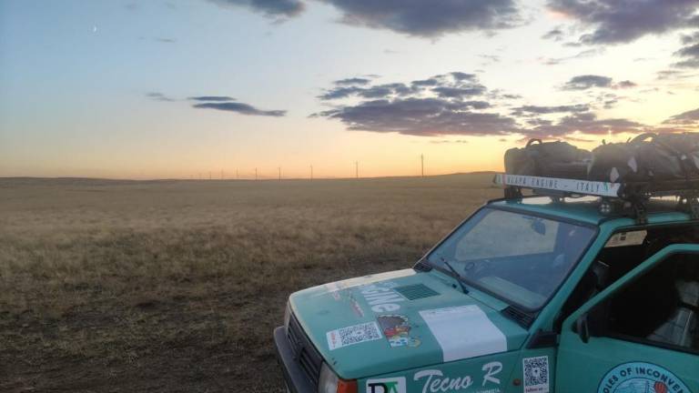 Nazaj s polnim rezervoarjem človeškosti