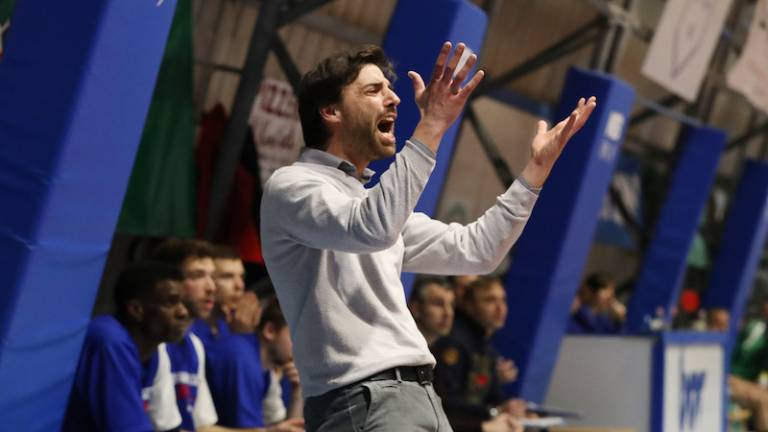 Nihajoči Bor Radenska