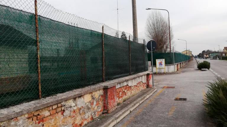 Bivše fašistično taborišče kmalu le kup ruševin?