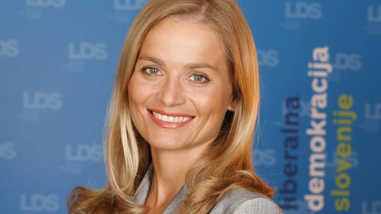 Katarina Kresal nepreklicno odstopila