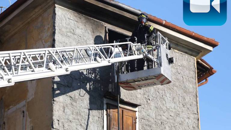 Gorelo zapu&scaron;čeno poslopje, v katerem je živel brezdomec