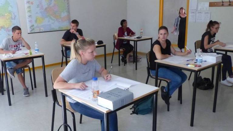 Začenja se matura