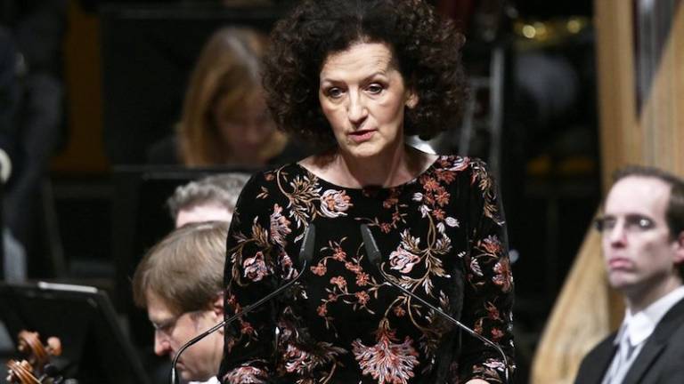 Ovacije za Majo Haderlap pred Kurzem in Van der Bellenom