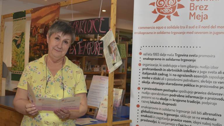 Trgovina Senza confini Brez meja praznuje 25 let