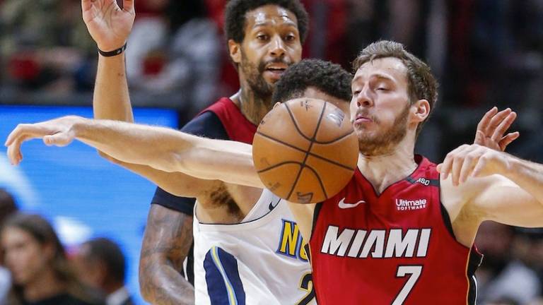 Goran Dragić uspe&scaron;en po treh podalj&scaron;kih