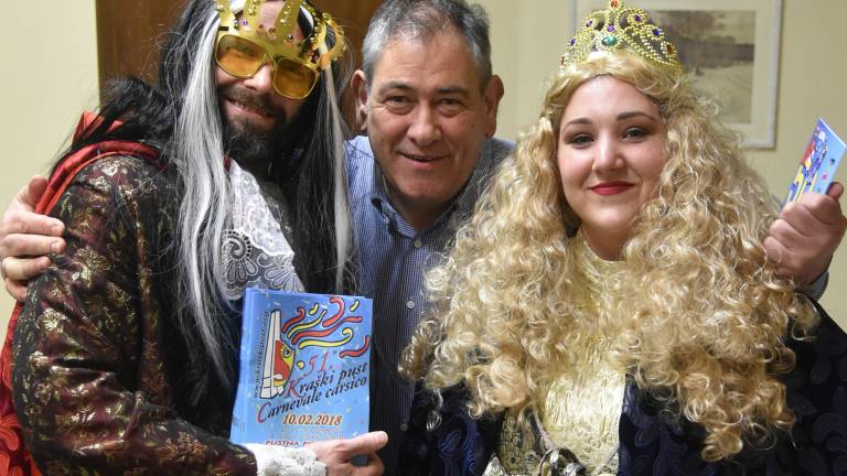 Kralj Felicjan Vodozlivec in kraljica Trzinka Rožmarinka