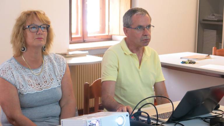 Narečja imajo slovensko osnovo