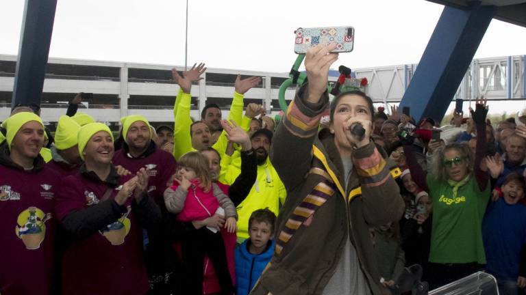 Elisa botra ron&scaron;kega turnirja v curlingu