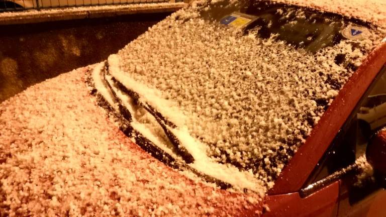 Dopoldne vrtinec, zvečer toča