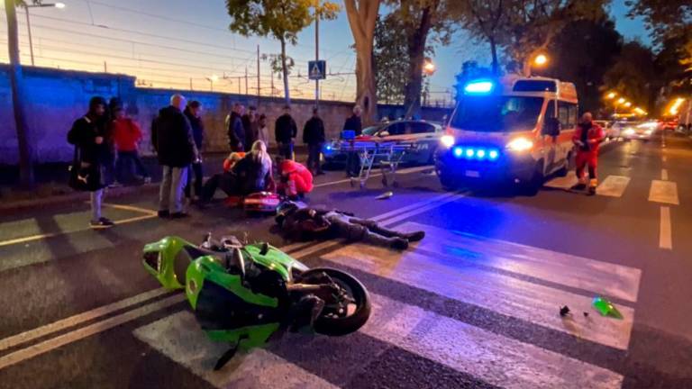 Dve osebi poškodovani v Miramarskem drevoredu