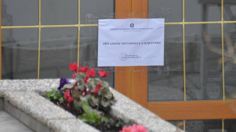 Preiskovalci zasli&scaron;ali sosede in znance