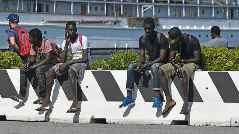 Trst: 109 glob zaradi bivakiranja