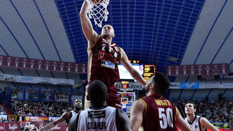 Za Almo hrva&scaron;ki ko&scaron;arkar