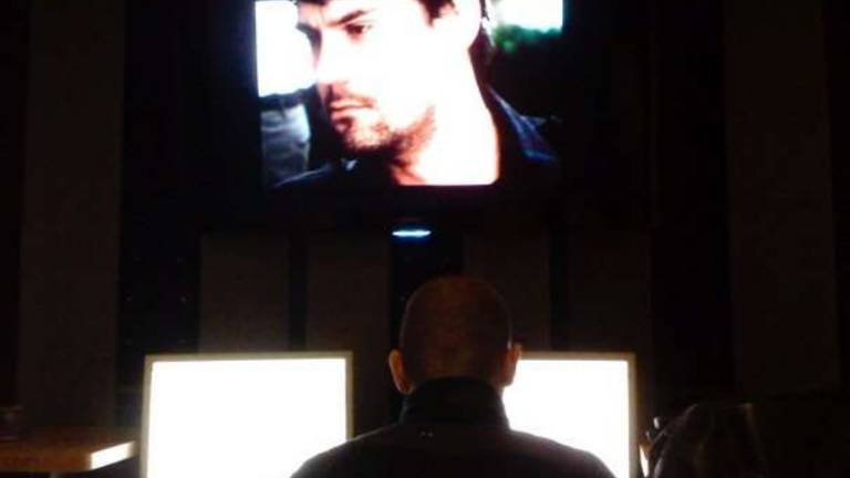 Na tovornem postajali&scaron;ču &raquo;sexy shop&laquo; v filmskem studiu