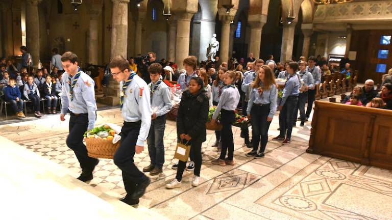 V egoistični družbi negovati čut za darovanje