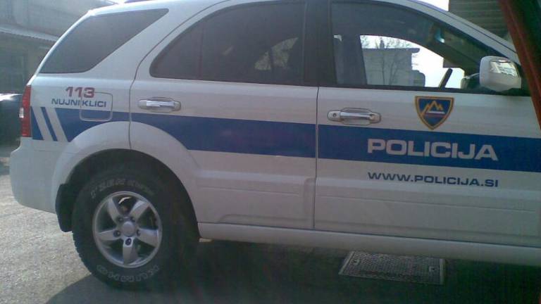 V Kopru mladoletnik moped priredil tako, da je dosegal 141 kilometrov na uro