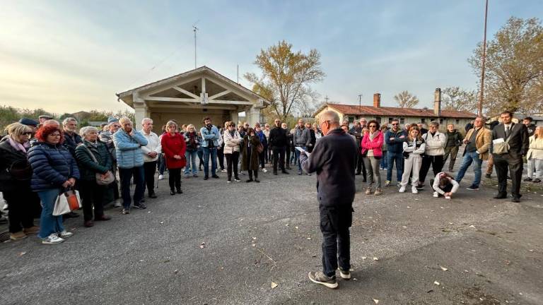 Vodili so jih po nekdanjem fašističnem taborišču
