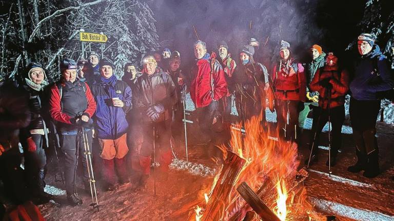Na pohodu iz Železnikov v Dražgoše je bila petina pohodnikov iz Gorice