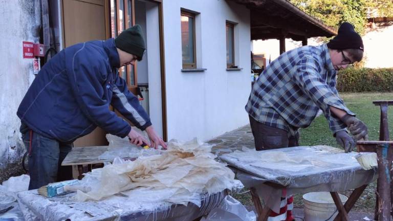 Pustarji hitijo z delom