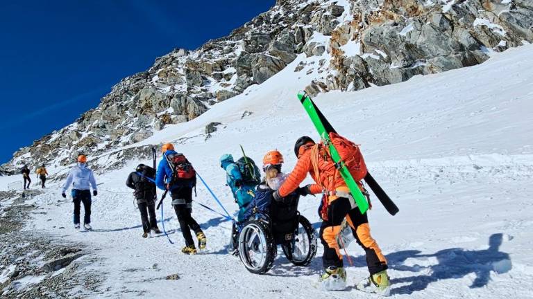 Izjemna slovenska odprava z invalidi na mali Matterhorn in Breithorn