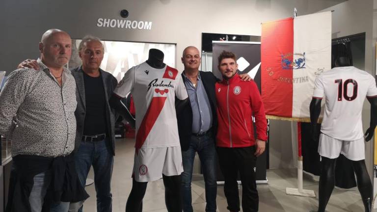 Jubilejni dres Juventine