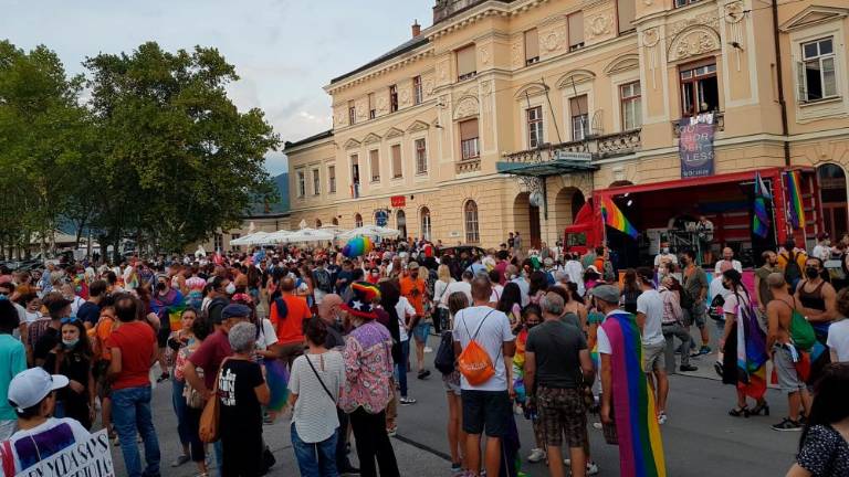 Parada ponosa prispela na skupni trg obeh Goric (foto in video)