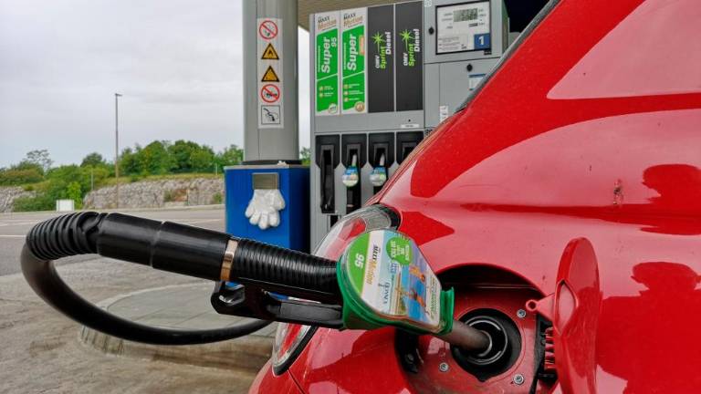 V Sloveniji rekordno visoke cene pogonskih goriv