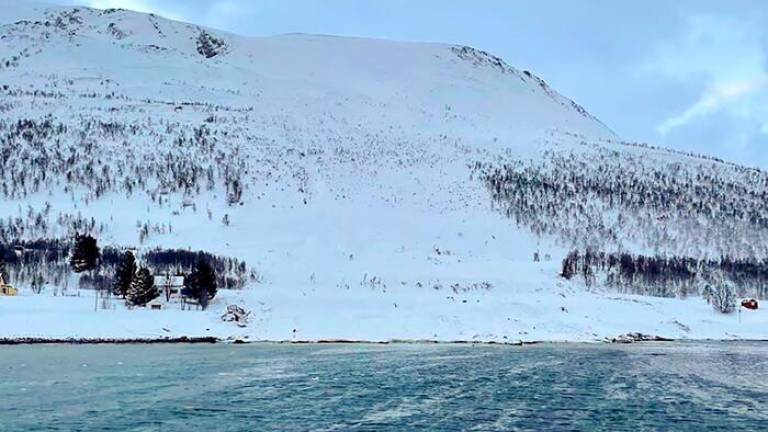 Več mrtvih v snežnih plazovih na Norveškem, med njimi Slovenec in Italijan