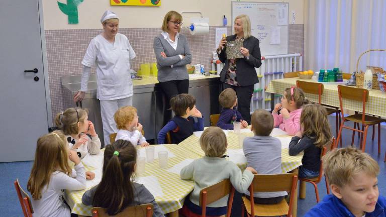 Slovenski zajtrk v Dija&scaron;kem domu