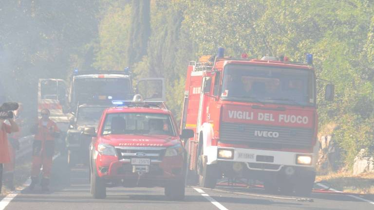 V Dolu ponovno zagorelo