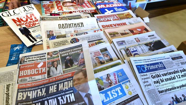 V TKS po novem tudi cirilica