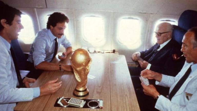 Kaj bi si mislil Pertini o Macronu in Kolindi?