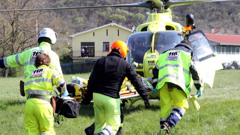Zaradi izsiljene prednosti &scaron;tiri osebe v bolni&scaron;nici