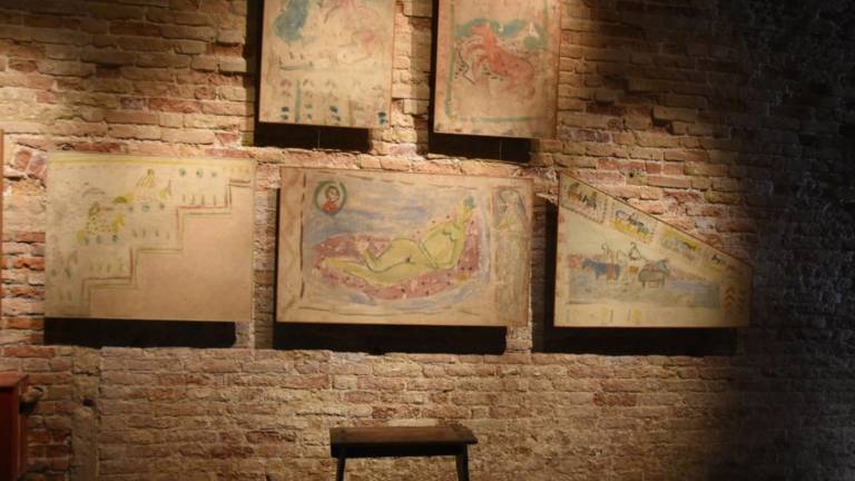 Drevi na Dunaju odprtje razstave Zorana Mu&scaron;iča